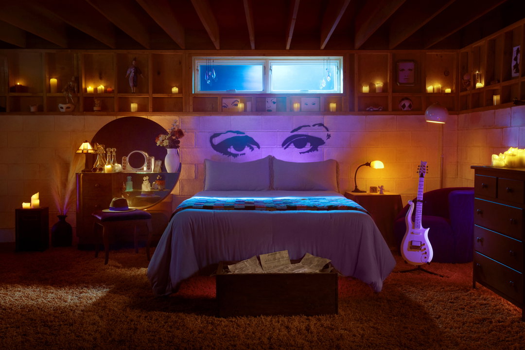 01 - Purple Rain House - Icons - Airbnb - Credit Eric Ogden.jpg