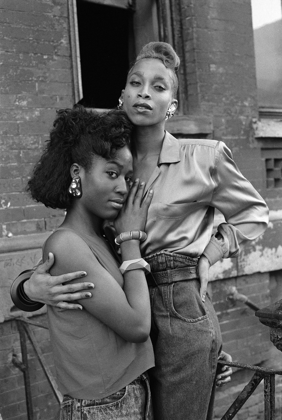 05-1903-image  06_TEMPERANCE  AND OCTAVIA SAINT LAURENT_HARLEM W.117TH STREET MAY 1989.jpg
