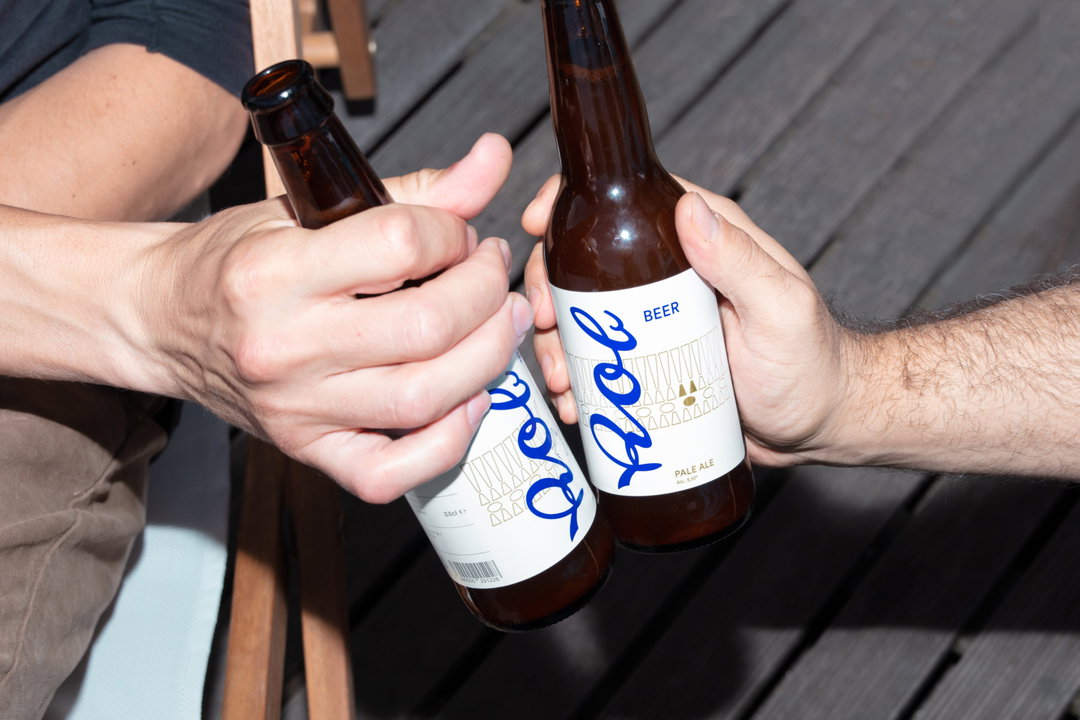 oilinwater-graphic-design-discover-itsnicethat-01