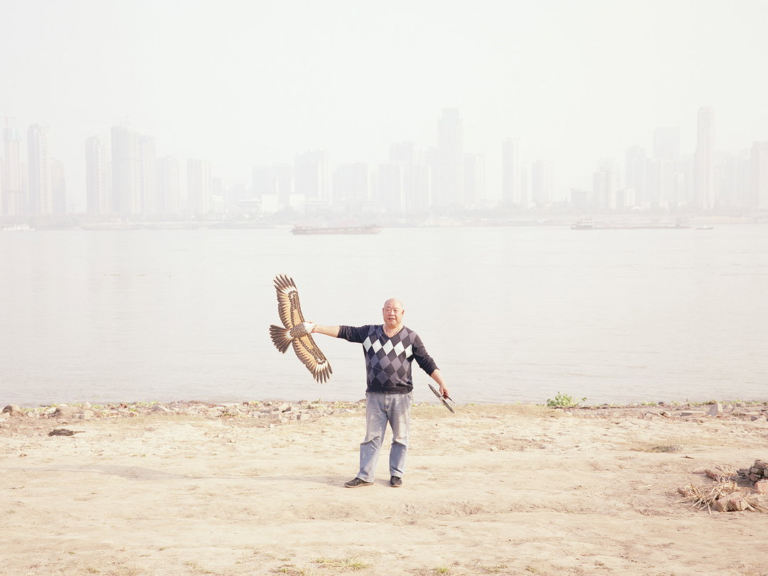 FergusCoyle-BirdKiteMan-Wuhan-Photography-itsnicethat.jpg