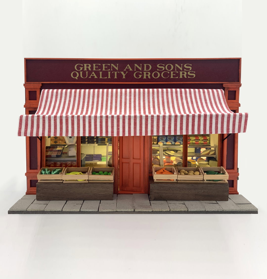 laura-woodroffe-miniature-feature-itsnicethat07