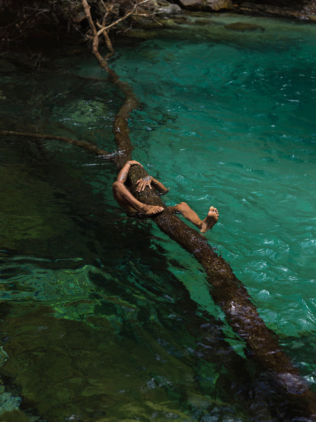 gleeson-paulinio-pho-itsnicethat06