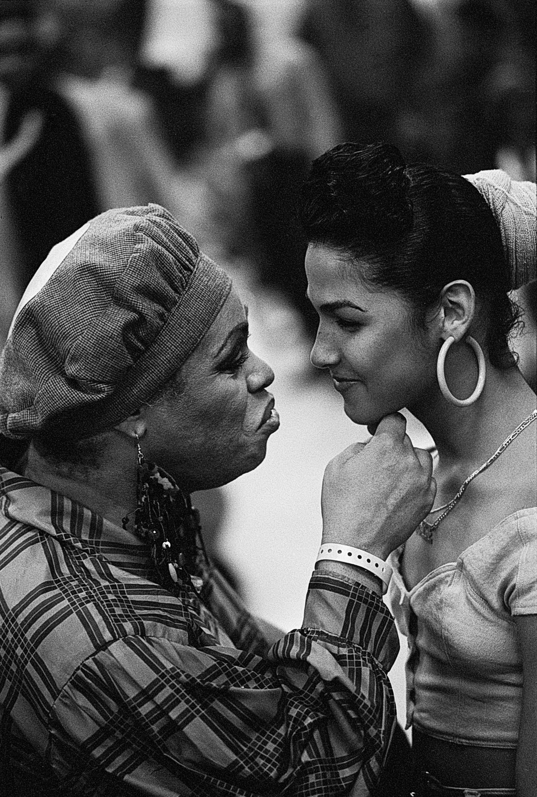 29-2157-image 36_AVIS AND EVIE PENDAVIS_HOUSE OF CHANEL BALL MARC BALL ROOM UNION SQUARE APRIL1990.jpg