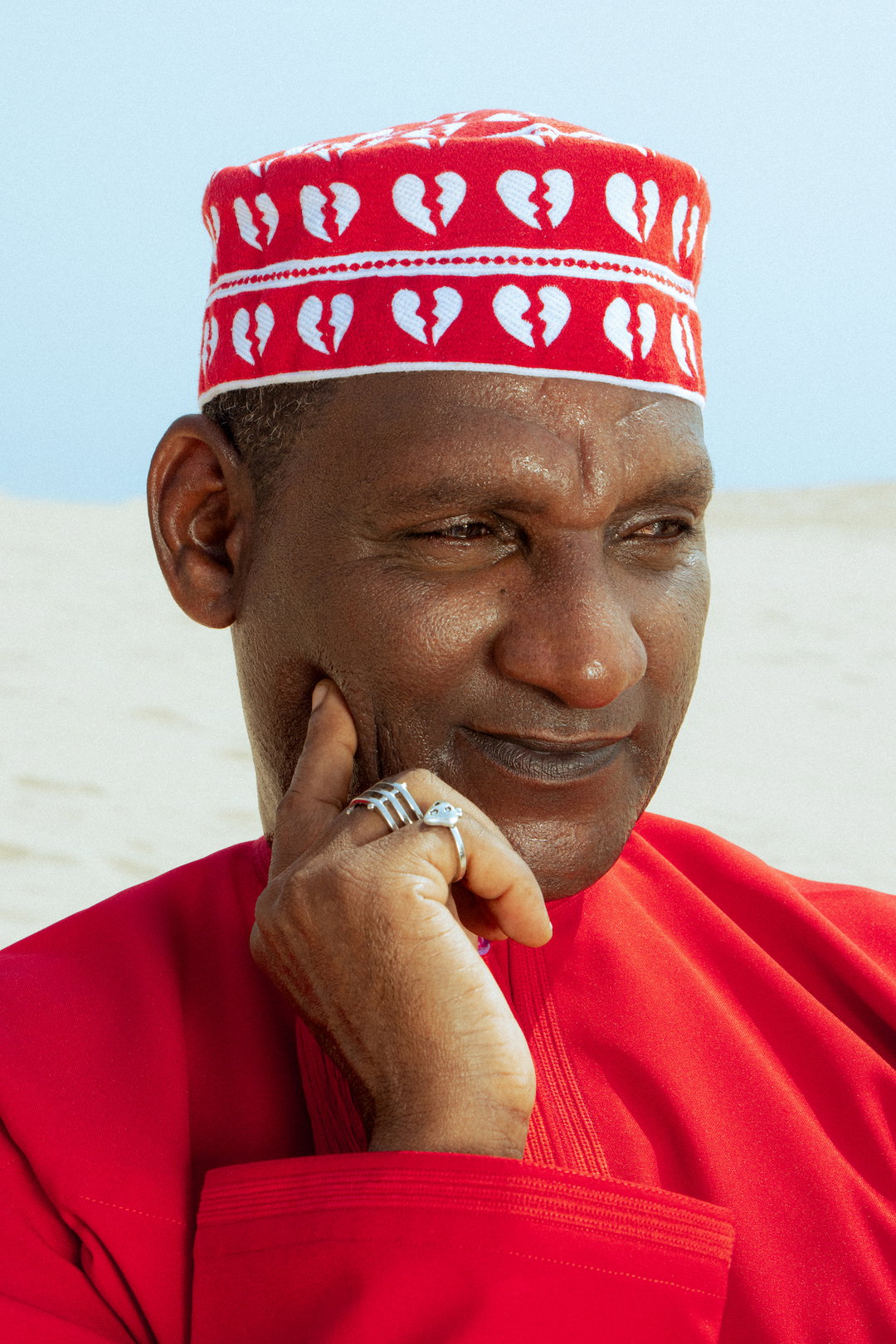 abdulaziz-al-hosni-qalb-mahmood-pho-itsnicethat01