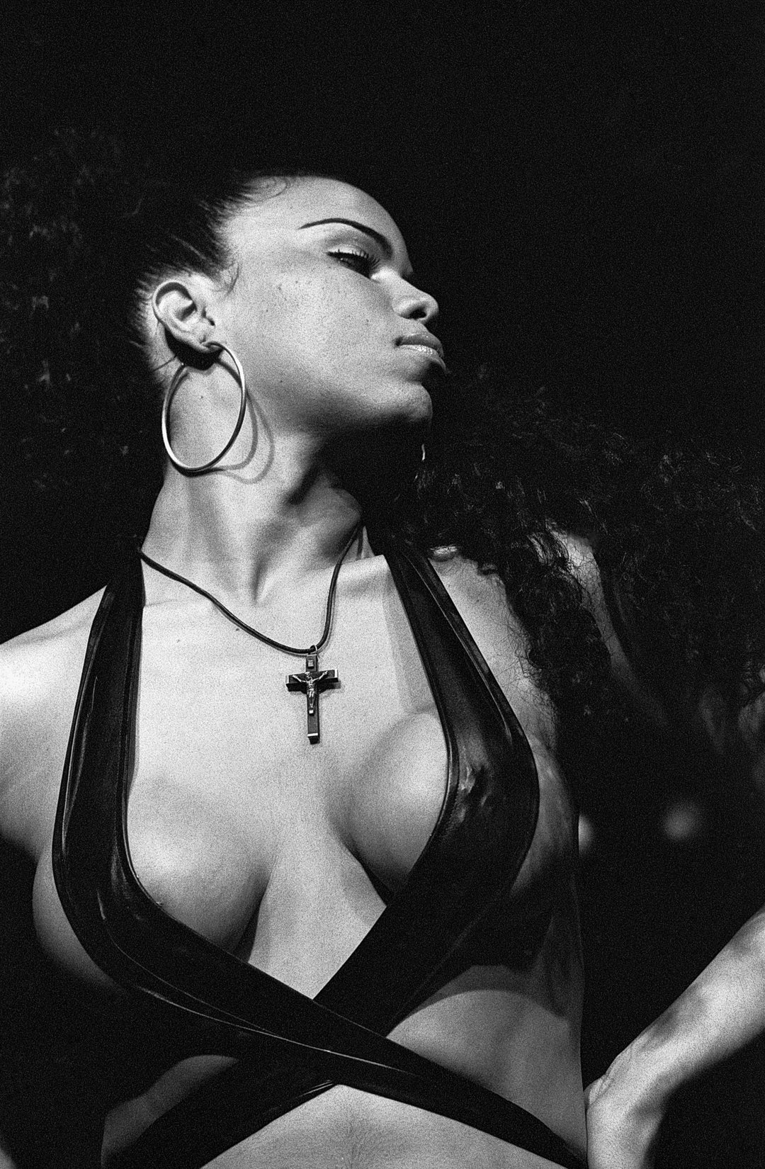 39-2242-image 27_VANITY LEGEND_HOUSE OF LA BEIJA BALL #3 KILIMANJARO NYC SEPTEMBER 1990.jpg