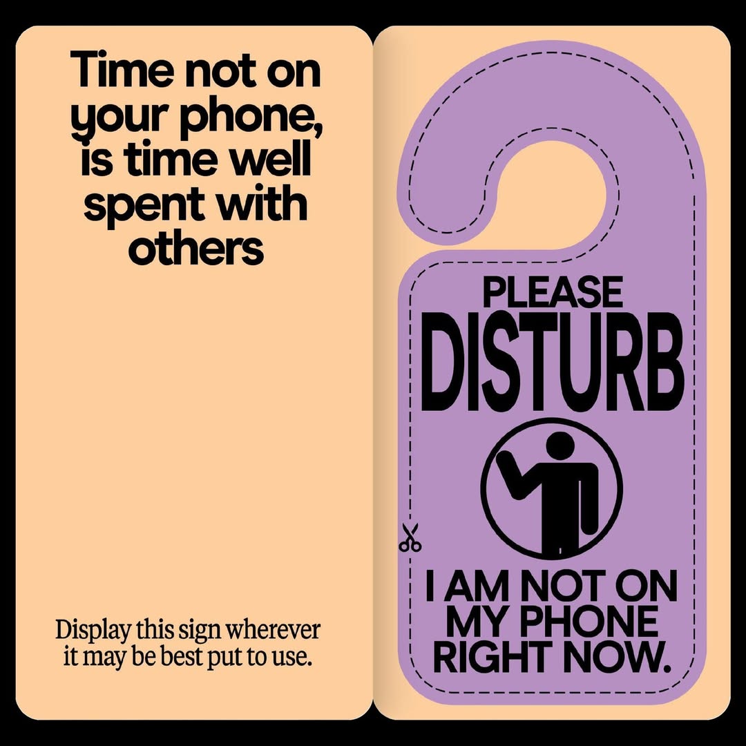 Hinge_Phone Book_4.jpg