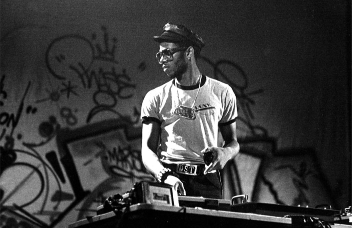 DST_thevenue_1982.jpg