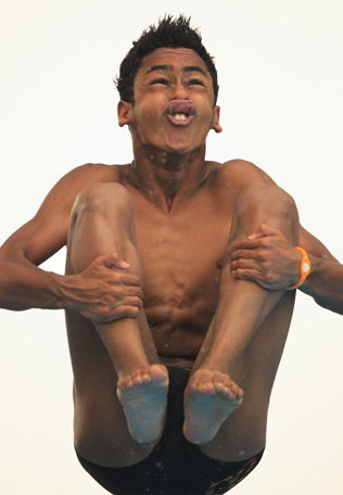 ezrashaw7.jpg