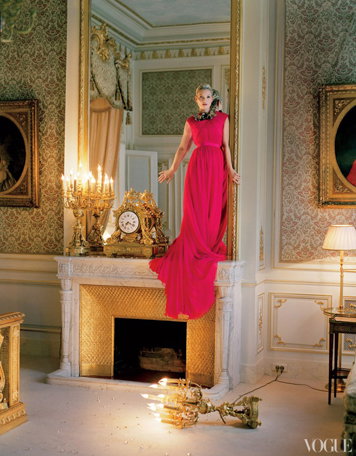 kate-moss-tim-walker-fashiontography-2.jpg