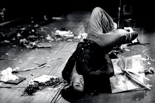 Morrissey_-Jones-Beach_-Long-Island_-New-York_-July-1991-C-Kevin-Cummins.jpg