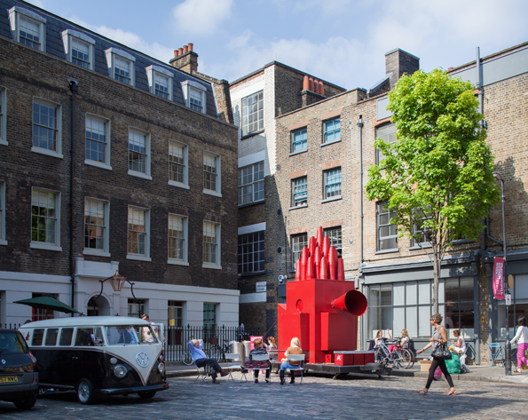 01---Exterior-View---St-Johns-Square-North---Tiny-Travelling-Theatre.png