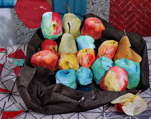 Daniel-Gordon-Pink_Ladies_and_Pears.png