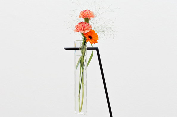 That-Piece-of-Time_a-vase02.jpg