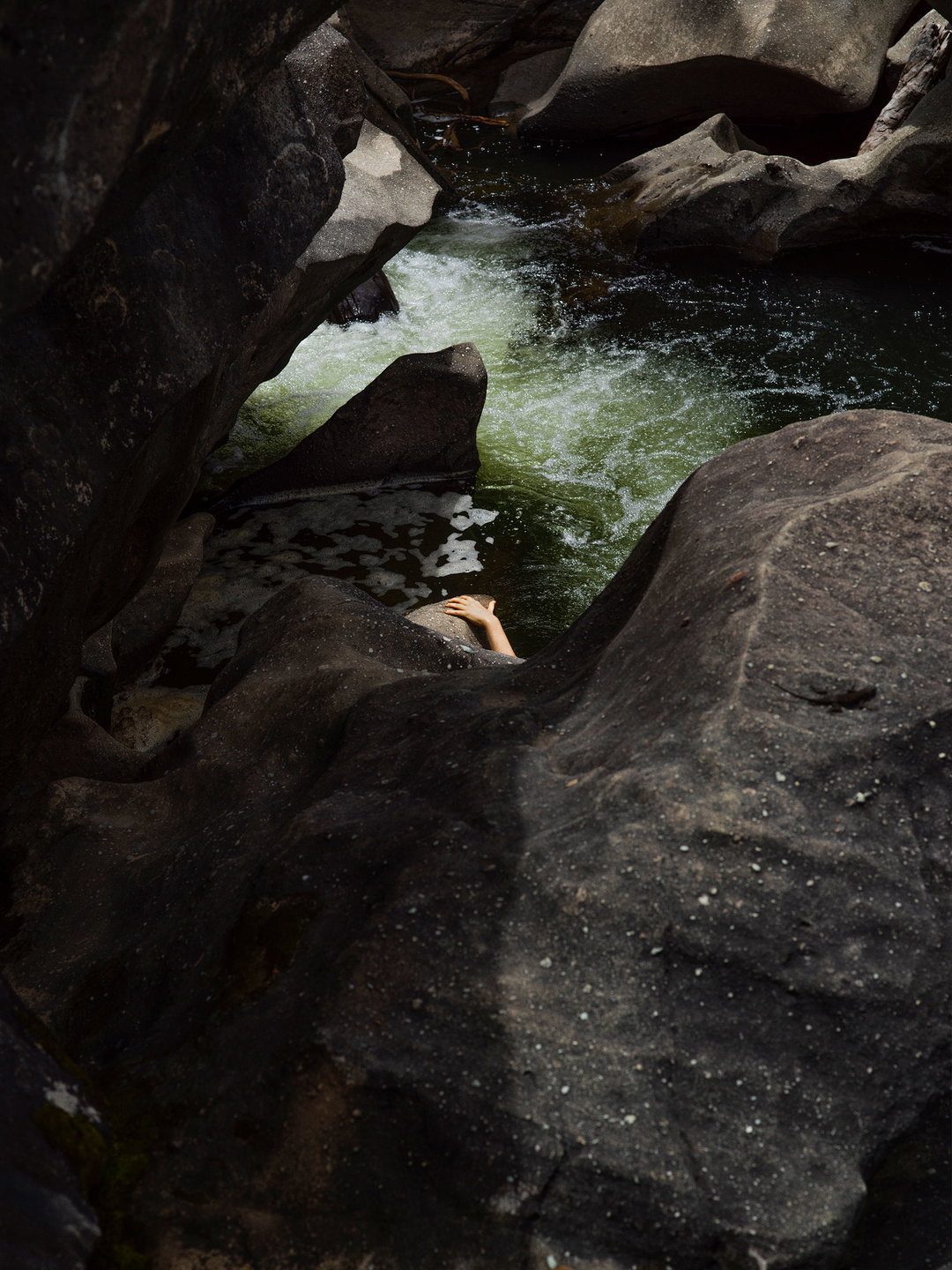 gleeson-paulinio-pho-itsnicethat08