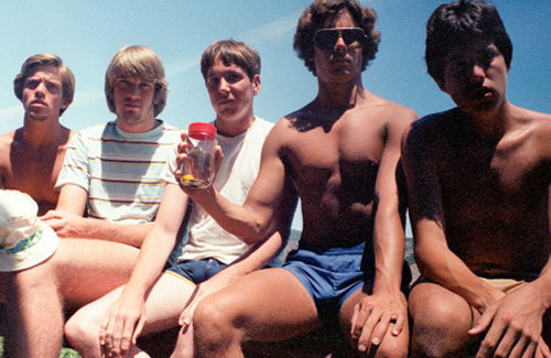 Yay friendship! Five friends pose for the same photo every 5 years for 30 years