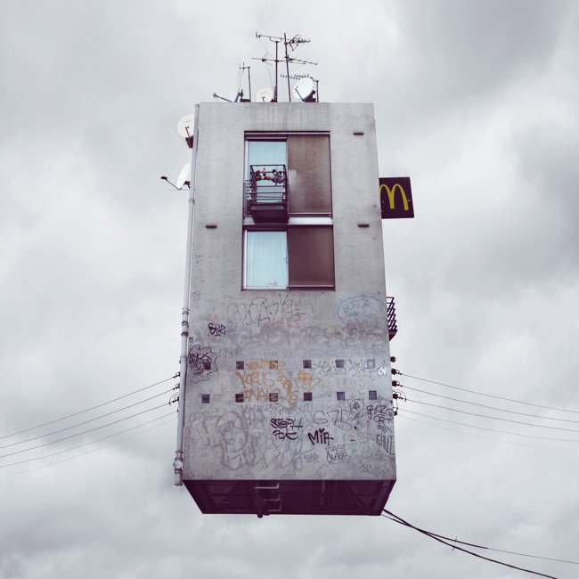 FLYING_HOUSE-laurentchehere.com-3.jpg