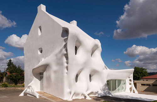 Christophe Berdaguer and Marie Péjus' Gue(ho)st House is an architectural dream 