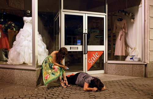 Maciej Dakowicz captures Cardiff's drunken debauchery beautifully
