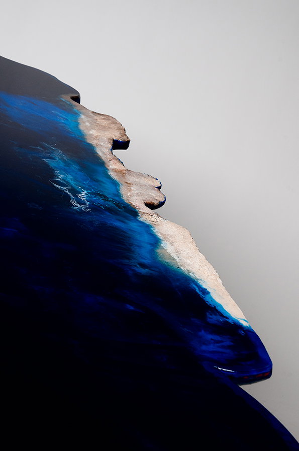 Ocean_Table_Details_002_5X8_300PPI_John_Rohrer.jpg