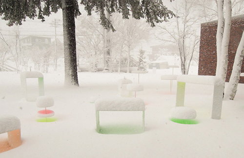 Giving wintry landscapes a colourful makeover with a Snow Pallet