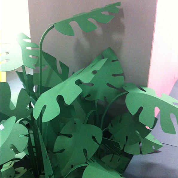 Welcome-to-the-jungle-!-_paper-_papercraft-_office-_shooting.jpg