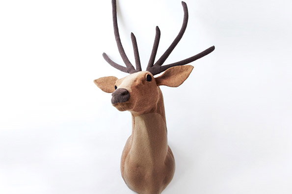 jessica_dance_knitted_stag.jpg