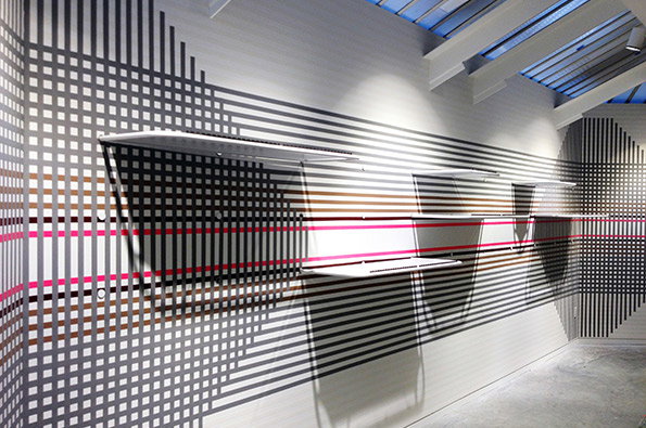 Installation-view_-Rebecca-Ward_-Stella-McCartney_-New-York-2012_-courtesy-the-artist_-ARTNESIA-and-Ronchini-Gallery.jpg