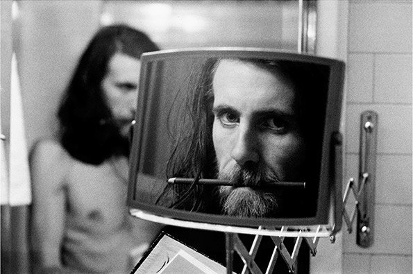 Graham-Nash_-Self-Portrait_-Plaza-Hotel_-1974-Graham-Nash-1.jpg