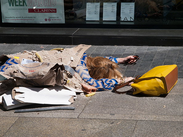 16_Fashion-Victims_Yolanda-Dominguez.jpg