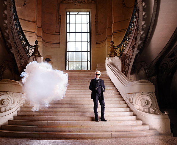 Berndnaut-Smilde_-The-In-Cloud---Kar-l-Lagerfeld_-2013_-Courtesy-the-artist_-Harper’s-Bazaar-and-Ronchini-Gallery.-Photo-credit-Simon-Procter-..jpg