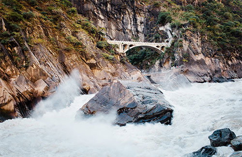 Photography: Grant Harder's photography shows how dramatic the everyday can be