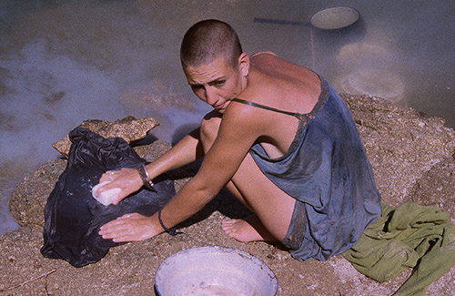Photography: New show at LCC shows young travelling communities of the 90s