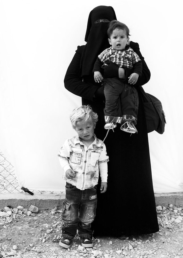 RS74260_syrian-portraits-7-scr.jpg