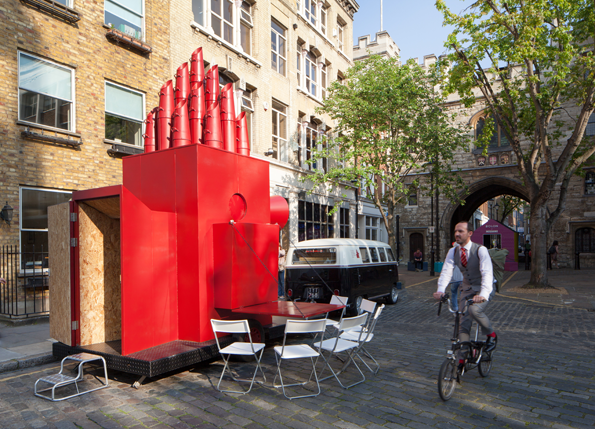 03---Exterior-View---St-Johns-Square-South---Tiny-Travelling-Theatre.png