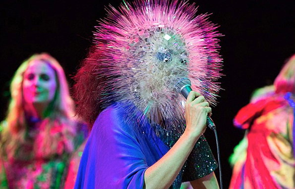 Bjork-900-600.jpg