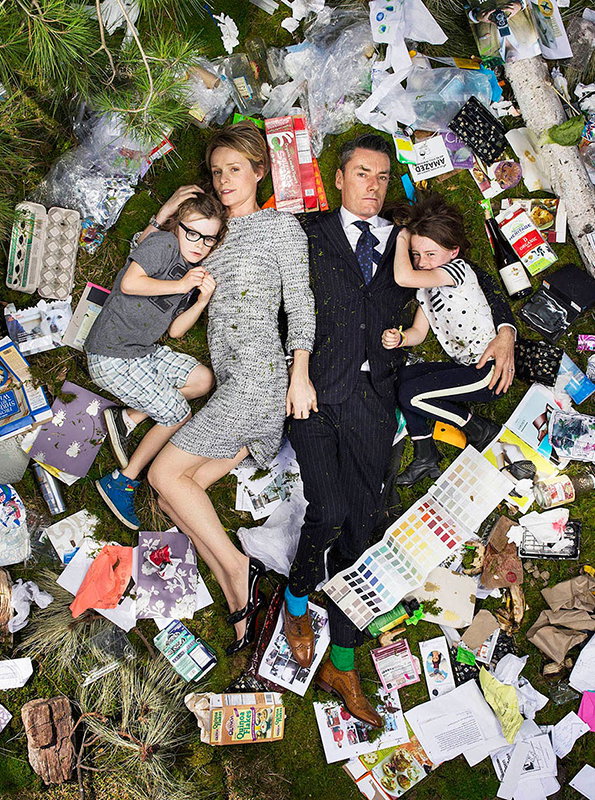 7-days-of-garbage-environmental-photography-gregg-segal-12.jpg