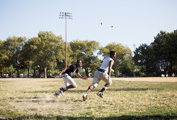 43_1-football-stephanie-noritz.png