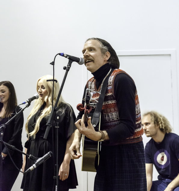 3Martin_Creed_Band_at_The_London_Art_Book_Fair_2014__Whitechapel_Gallery_m.jpg