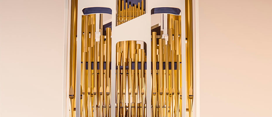 flheroBompas___Parr_Organ_Front.jpg