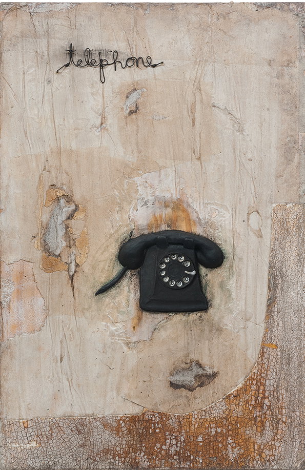 4446.TELEPHONE.jpg