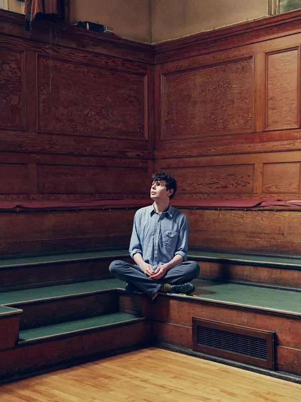 SimonAmstell_Weekend01.jpg