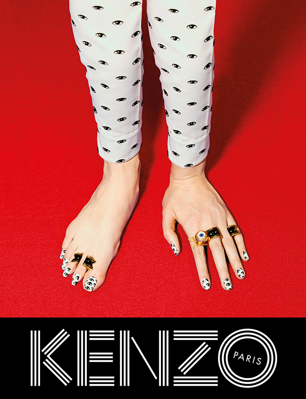 KENZO_FW13_Campaign_-_hand_feet.png