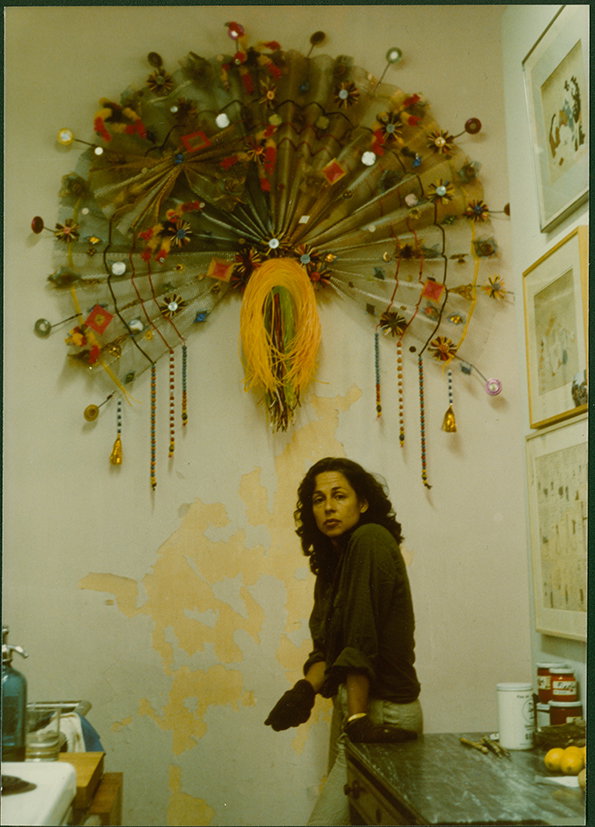 Lynda-Benglis-INT10.jpg