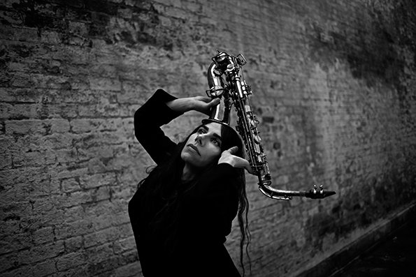 Seamus_Murhpy_PJ-Harvey_-Recording-in-Progress_-2015.-An-Artangel-commission.-_7_int.jpg