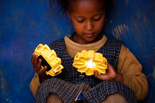 Olafur-Eliasson-Little-Sun_-Addis-Ababa-int.jpg