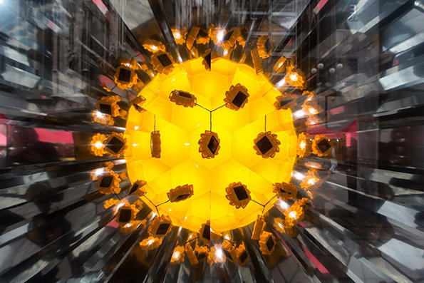 Olafur-Eliasson-Little-Sun_-Milan-int.jpg