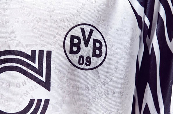 neilbedfordgsj-classicfootballshirts-int-4.jpg