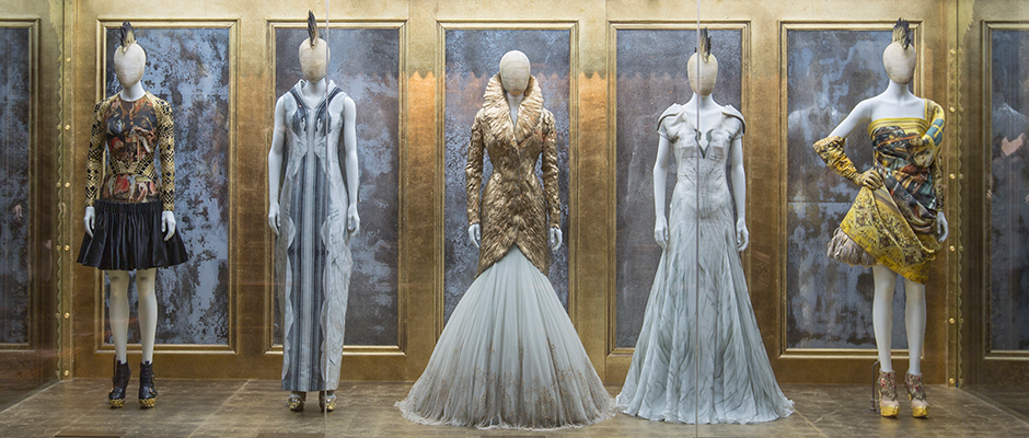 va-alexander-mcqueen-int-hero.png