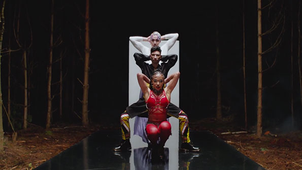 fka-twigs-int-7.jpg