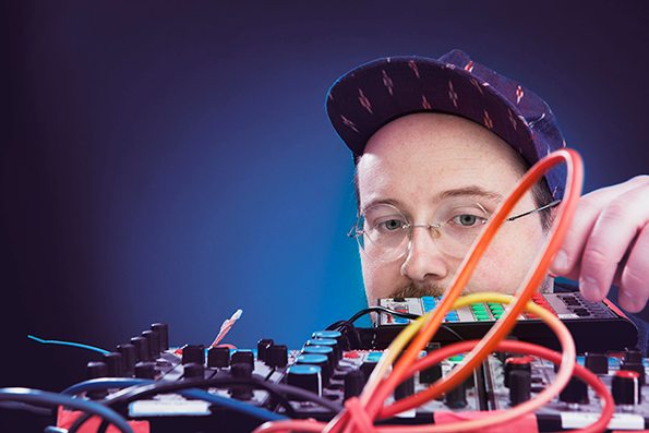 DanDeacon-INT-1.png